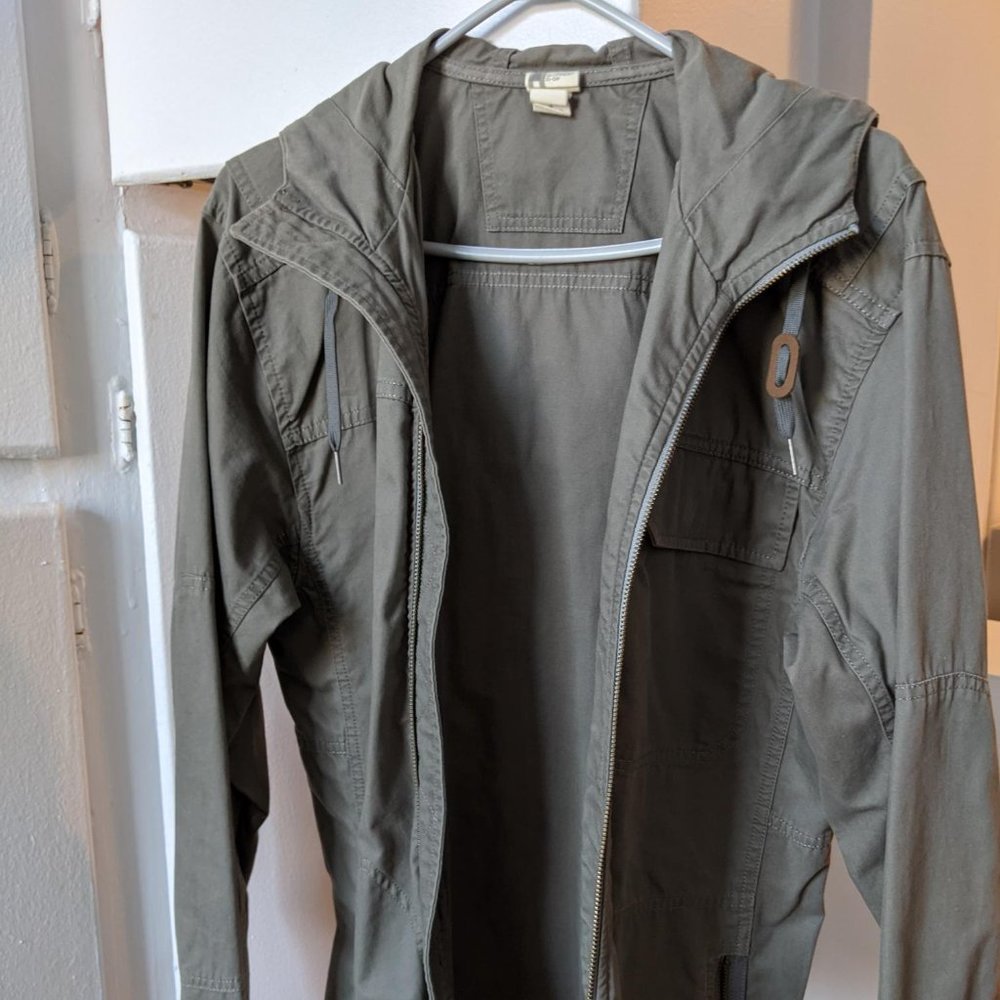 Manteau MEC ( Mountain Equipment Co-op )